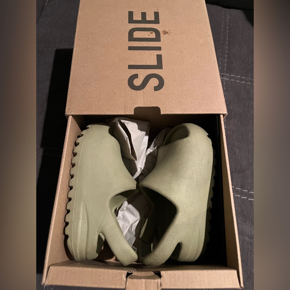 Yeezy infant